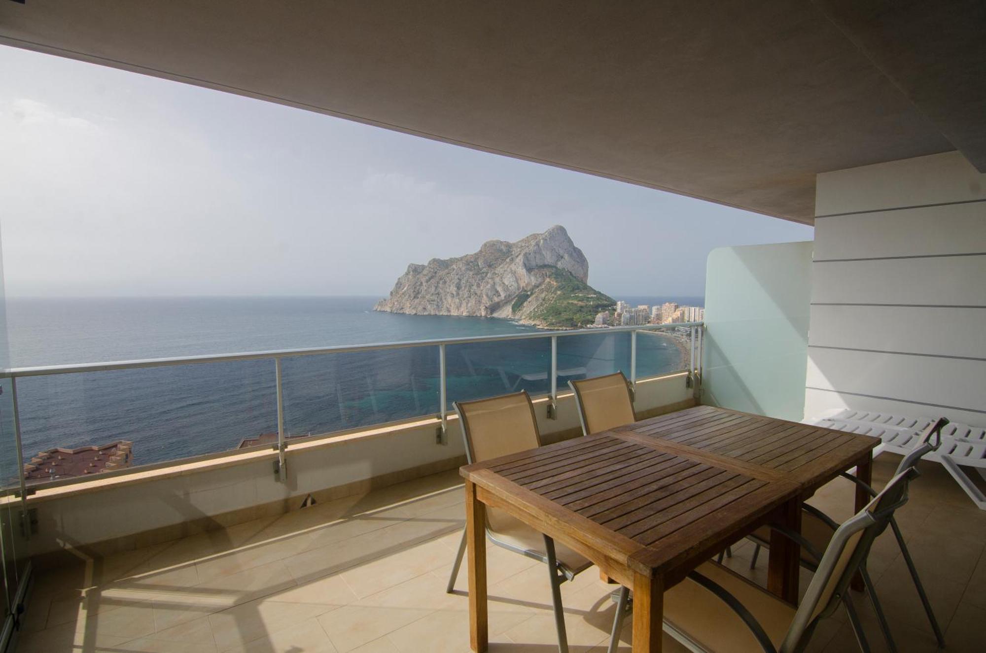 Apartamentos Entremares - Grupo Antonio Perles Calpe Exteriör bild